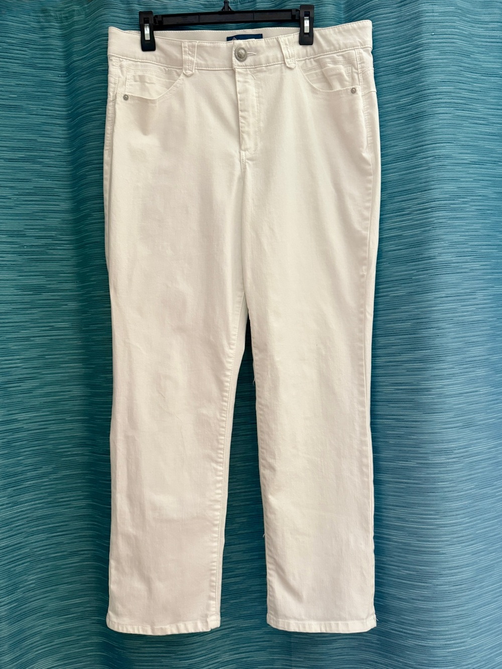 Democracy White Straight-Leg Jeans